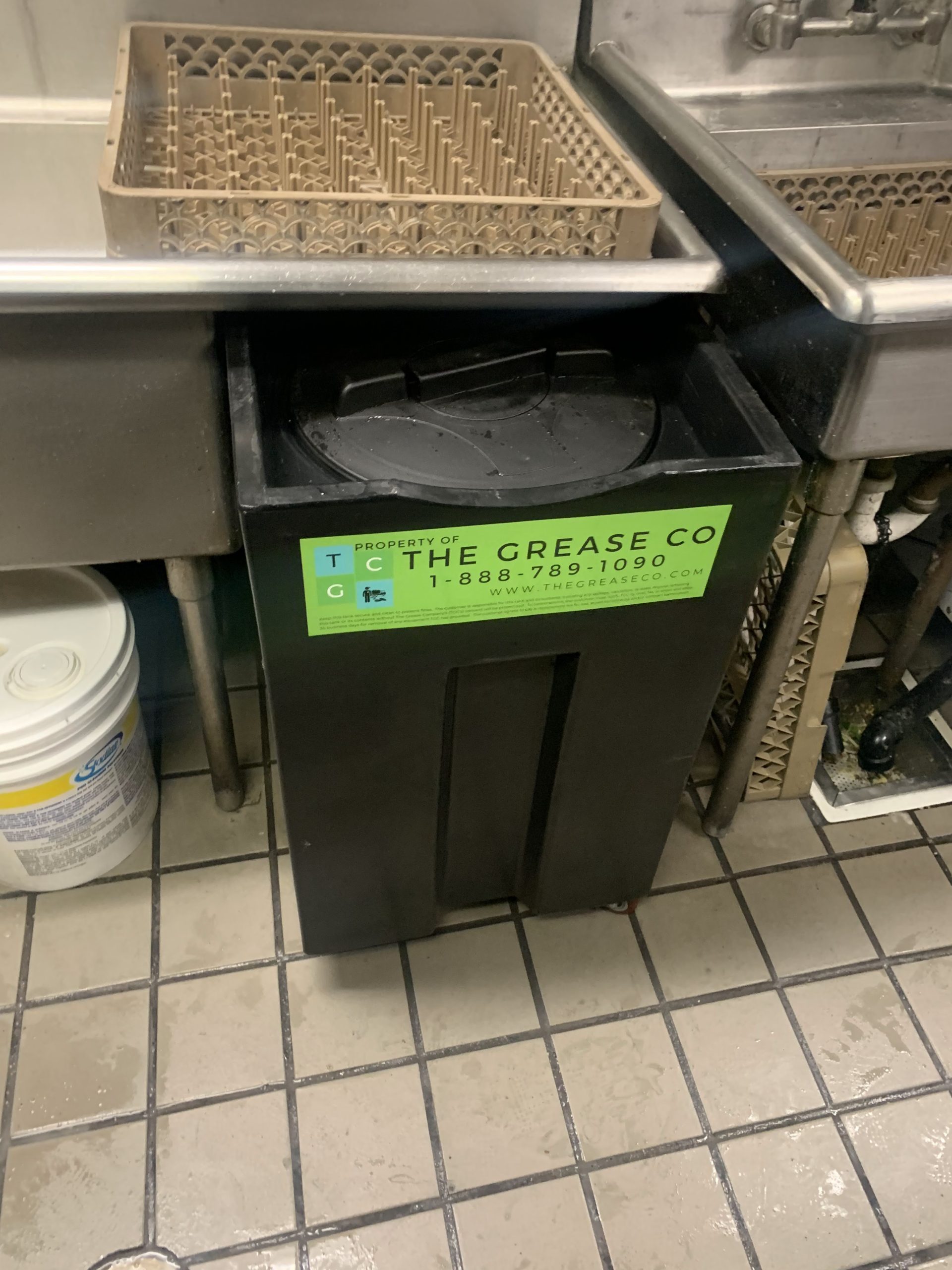 Grease trap cleaning operation for commercial kitchens