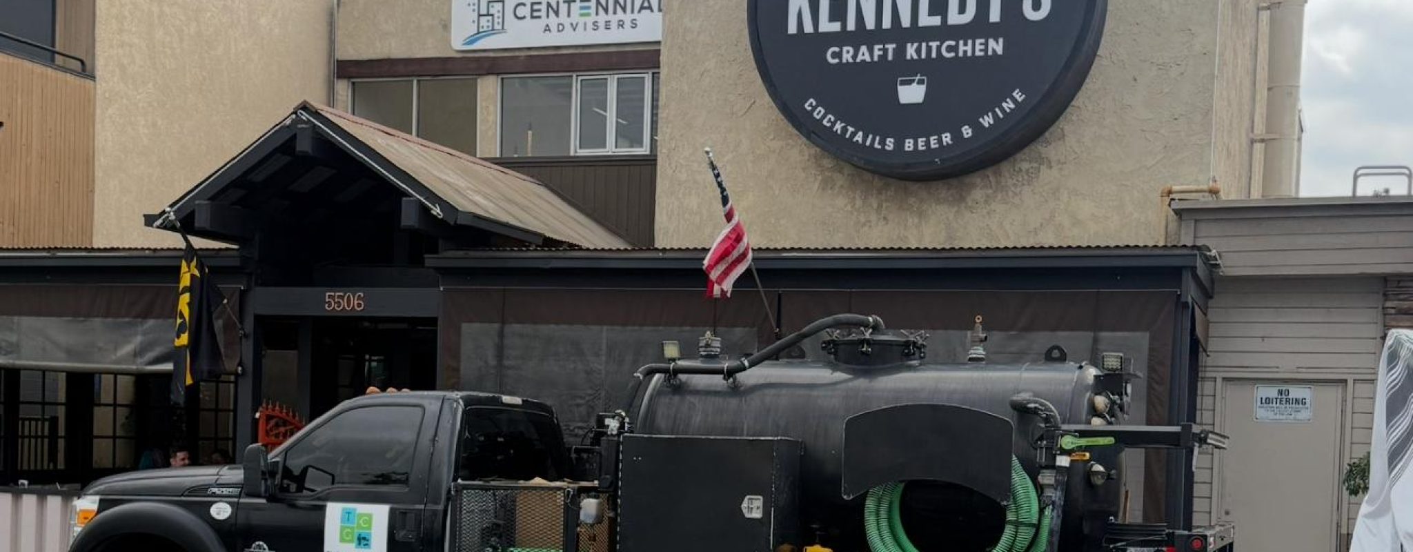 Licensed grease recycling and IKG hauler offering fast oil pickup and storage containers for restaurant kitchens in Los Angeles, CA.